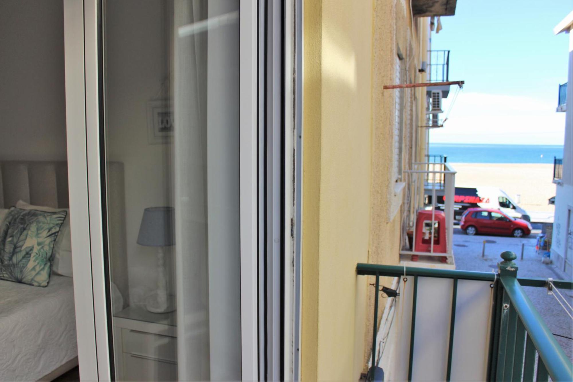 Casa Carvalho Laranjo Apartment Nazare Exterior photo